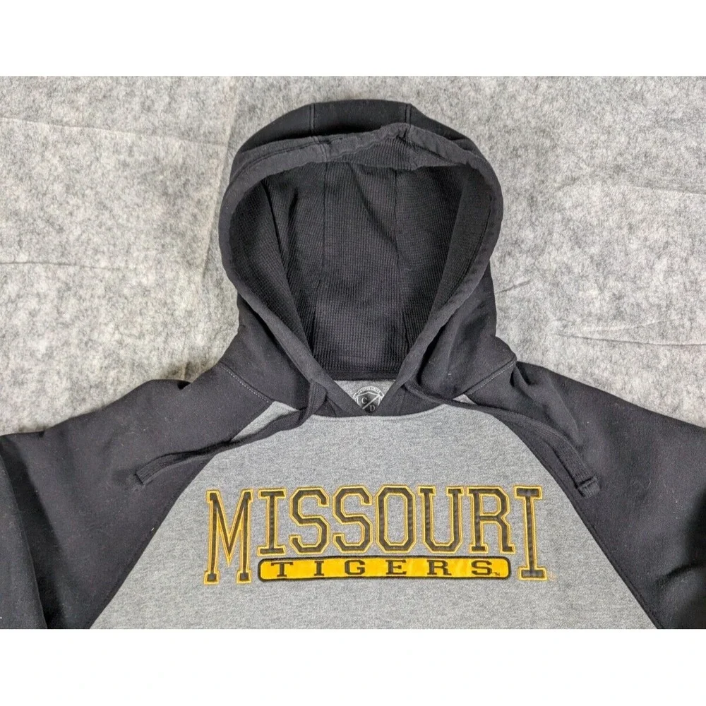 VTG Missouri Tigers‎ Black and Gray Hoodie Stitched Sweatshirt - Small